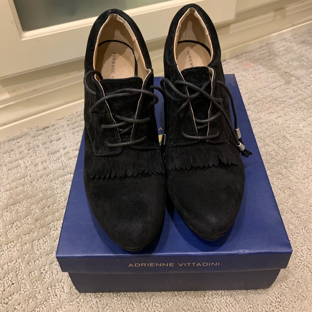 Adrienne Vittadini black booties, EUC, 7.5